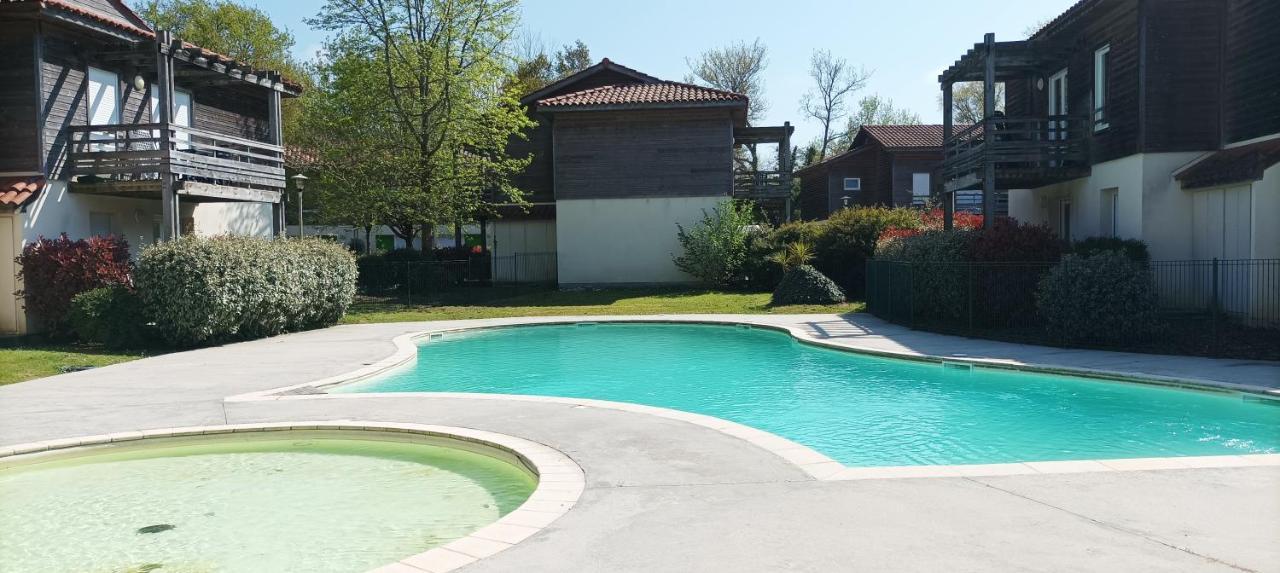 Les Terrasses Du Lac Piscine Et Vue Lac A4 Aureilhan  Exteriör bild